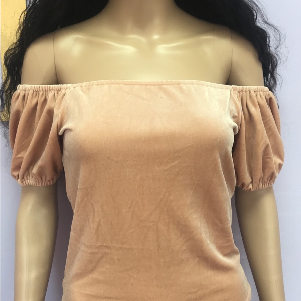 Tops - Picture 4 of 4